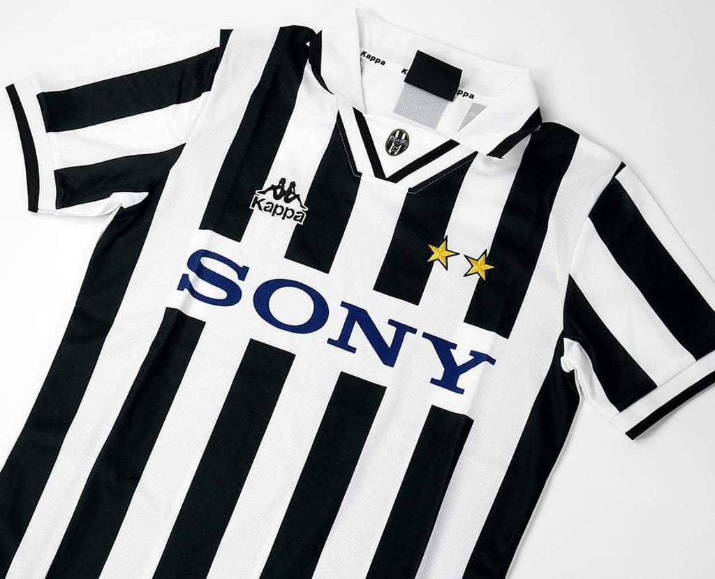 Juventus Home 1995-96 Football Shirt Soccer Jersey Retro Vintage