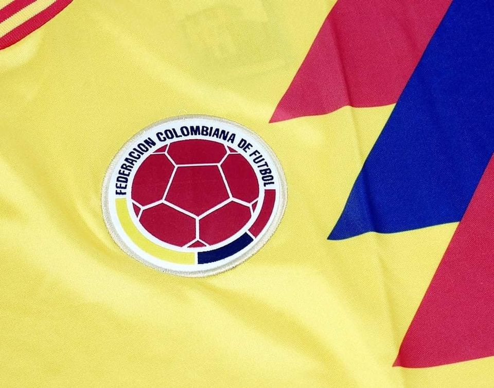 Colombia 1990 World Cup Retro Home Jersey Men Adult –